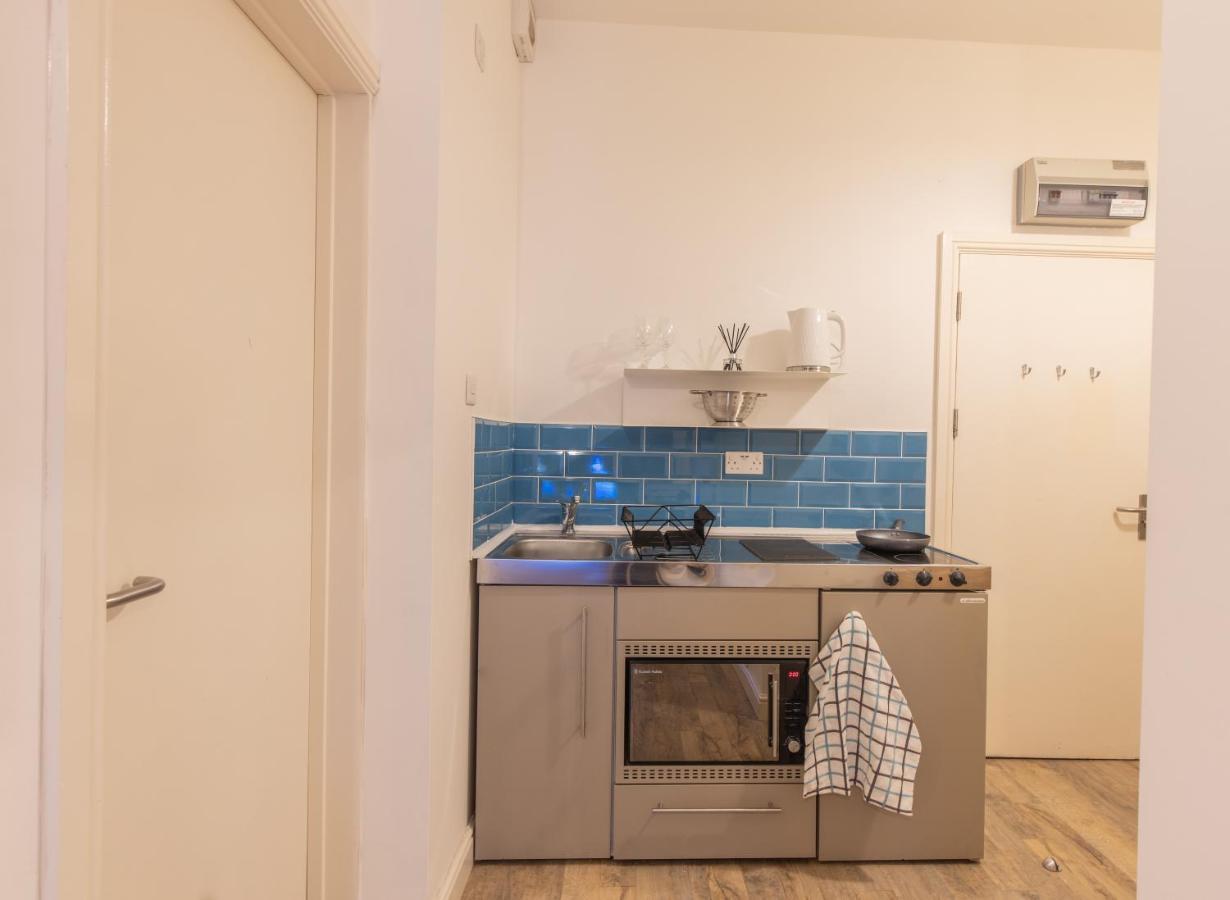 Cosy Modern Apartment, Grand Victorian Building, 5 Mins To Coventry City Centre מראה חיצוני תמונה